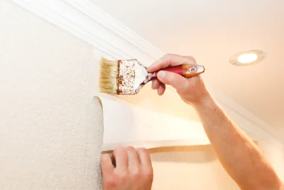 Pose de papier peint à Pimelles — revêtements muraux et toiles de verre